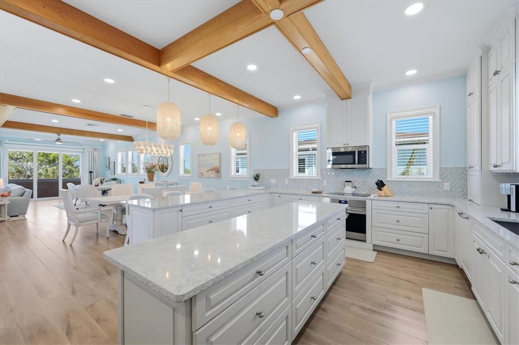 For Rent: $20,000 (3 beds, 3 baths, 3054 Square Feet)