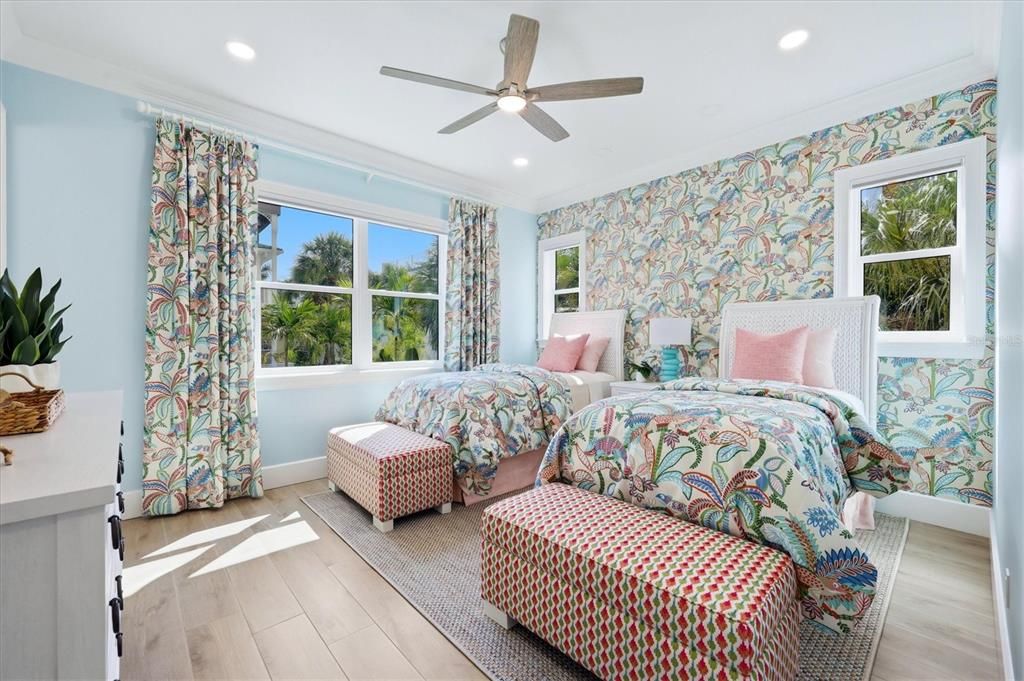 For Rent: $20,000 (3 beds, 3 baths, 3054 Square Feet)