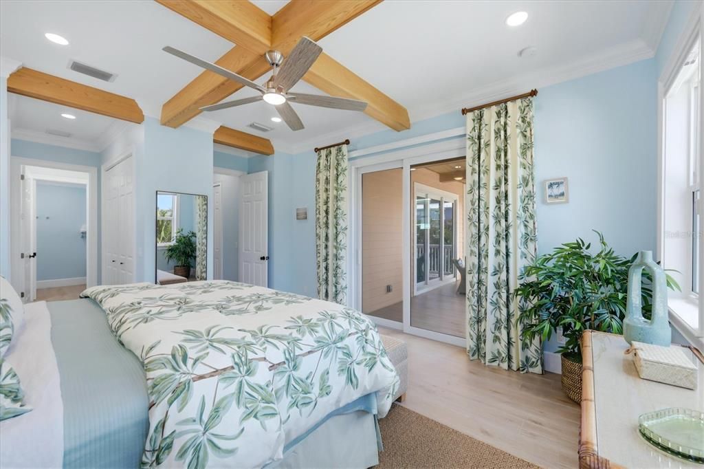 For Rent: $20,000 (3 beds, 3 baths, 3054 Square Feet)