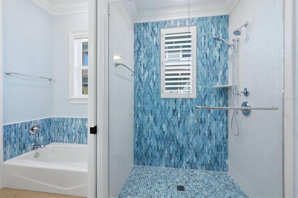 For Rent: $20,000 (3 beds, 3 baths, 3054 Square Feet)