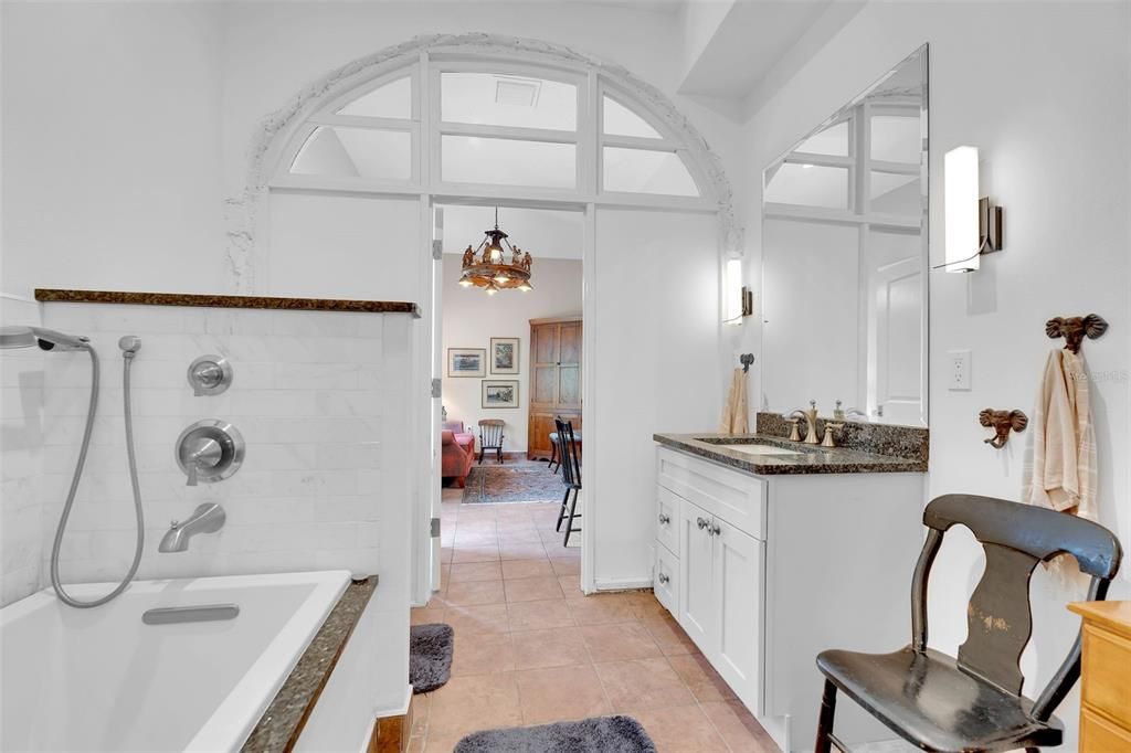 En Venta: $2,299,000 (4 camas, 4 baños, 3108 Pies cuadrados)