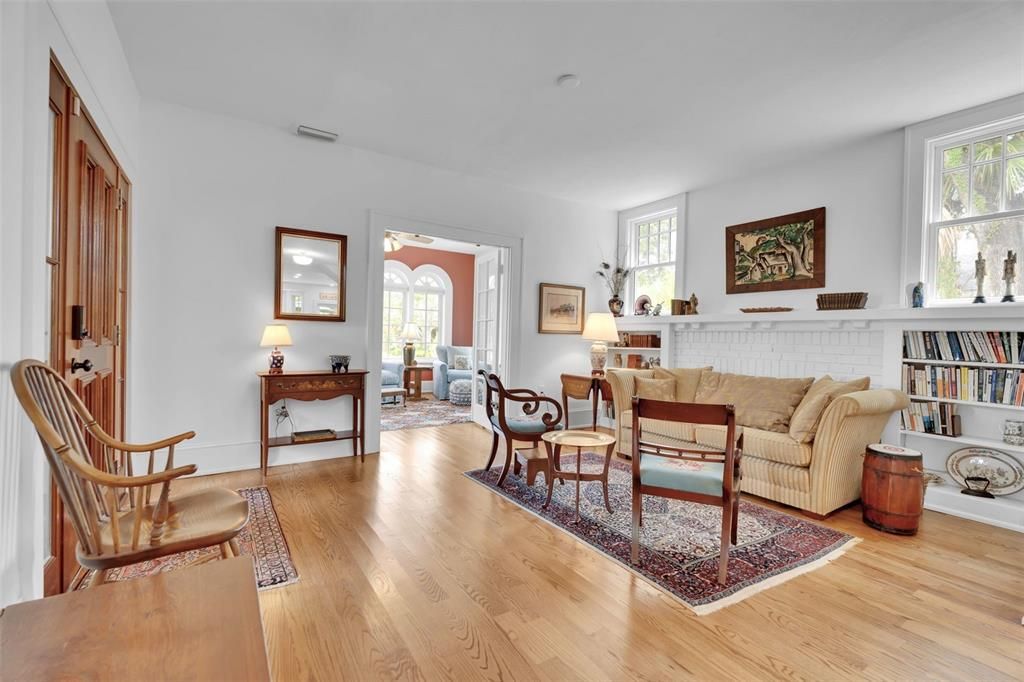 En Venta: $2,299,000 (4 camas, 4 baños, 3108 Pies cuadrados)