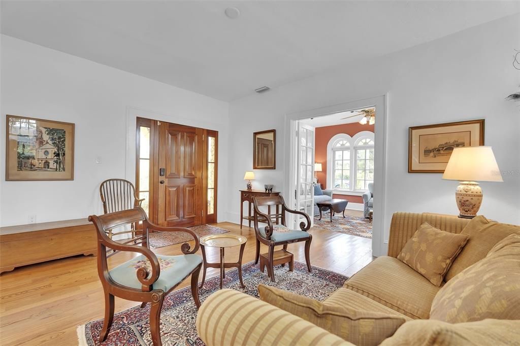 En Venta: $2,299,000 (4 camas, 4 baños, 3108 Pies cuadrados)