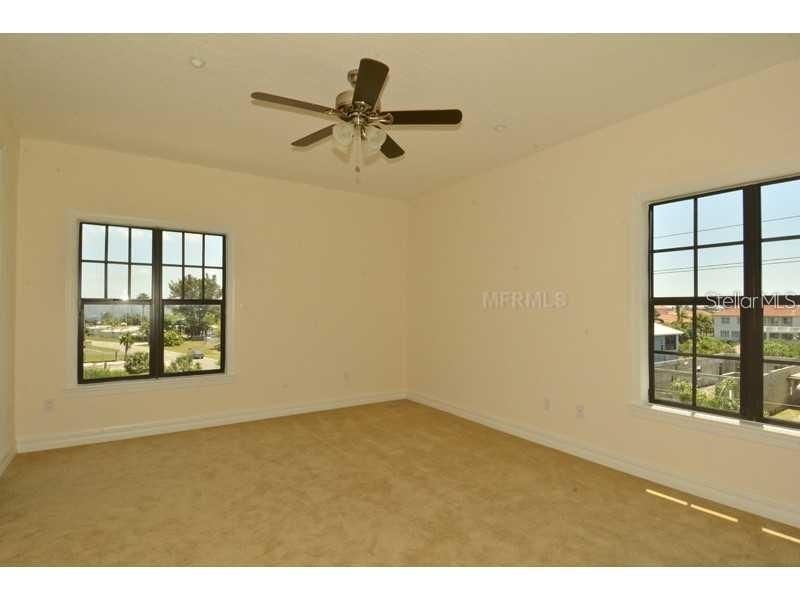 For Rent: $3,400 (4 beds, 3 baths, 3254 Square Feet)