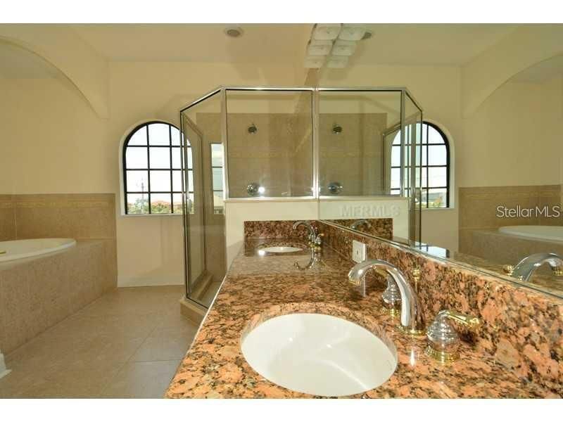 For Rent: $3,400 (4 beds, 3 baths, 3254 Square Feet)