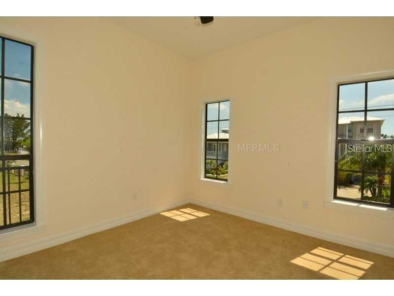 For Rent: $3,400 (4 beds, 3 baths, 3254 Square Feet)