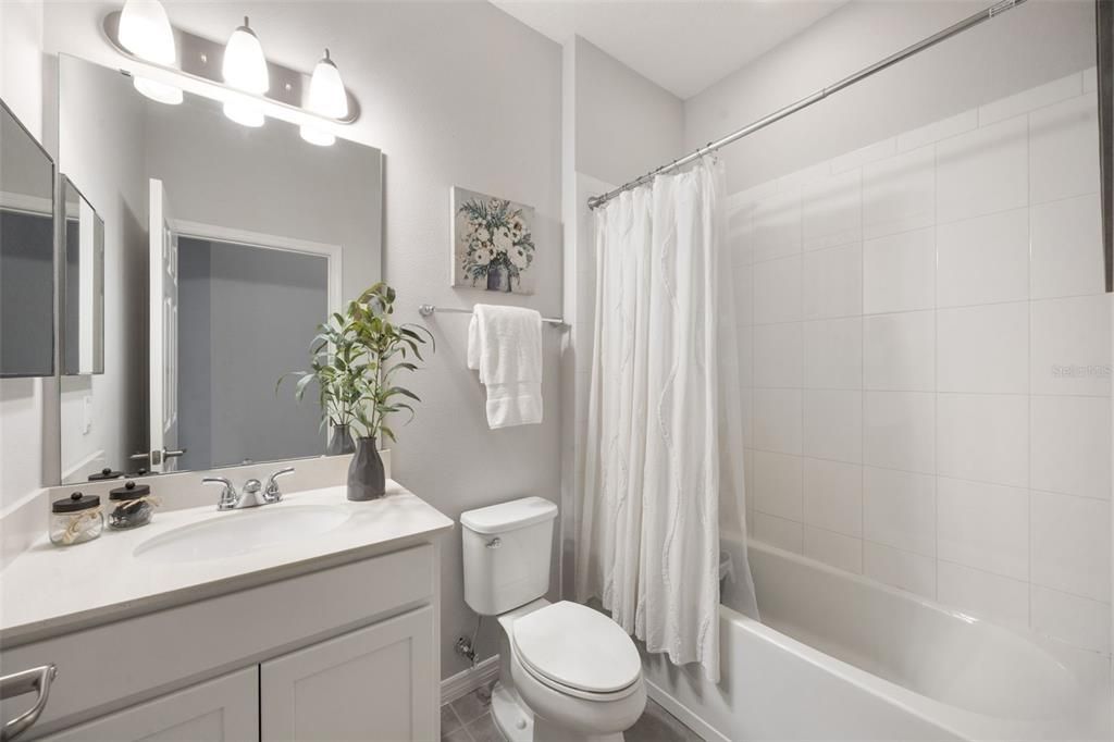 For Sale: $300,000 (3 beds, 2 baths, 1457 Square Feet)