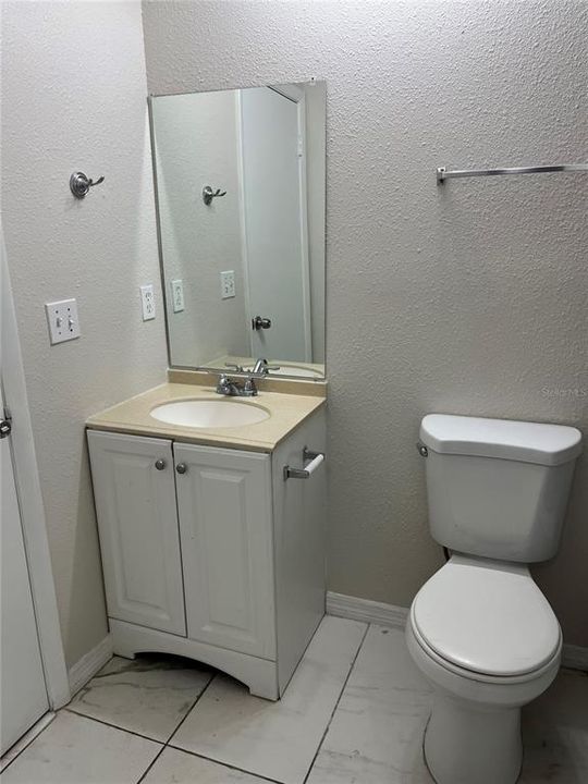 En Renta: $1,800 (2 camas, 2 baños, 1099 Pies cuadrados)