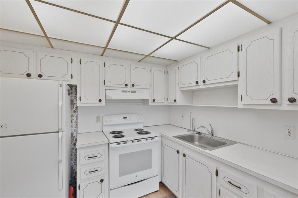 На продажу: $75,000 (1 спален, 1 ванн, 800 Квадратных фут)