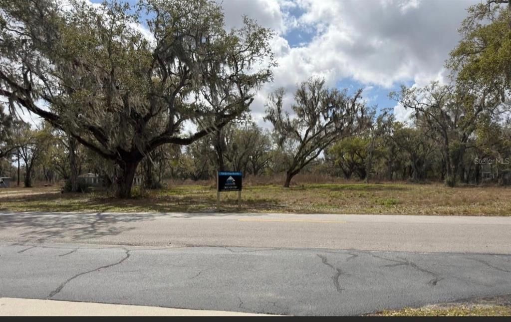 待售: $55,000 (0.44 acres)