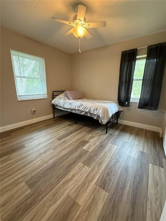 For Sale: $272,100 (3 beds, 2 baths, 1412 Square Feet)