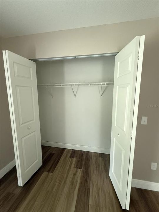For Sale: $272,100 (3 beds, 2 baths, 1412 Square Feet)