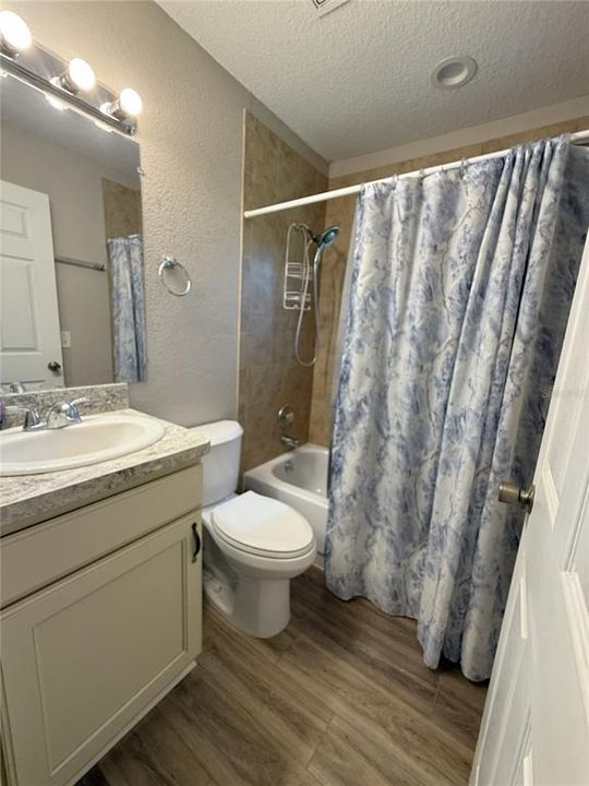 For Sale: $272,100 (3 beds, 2 baths, 1412 Square Feet)