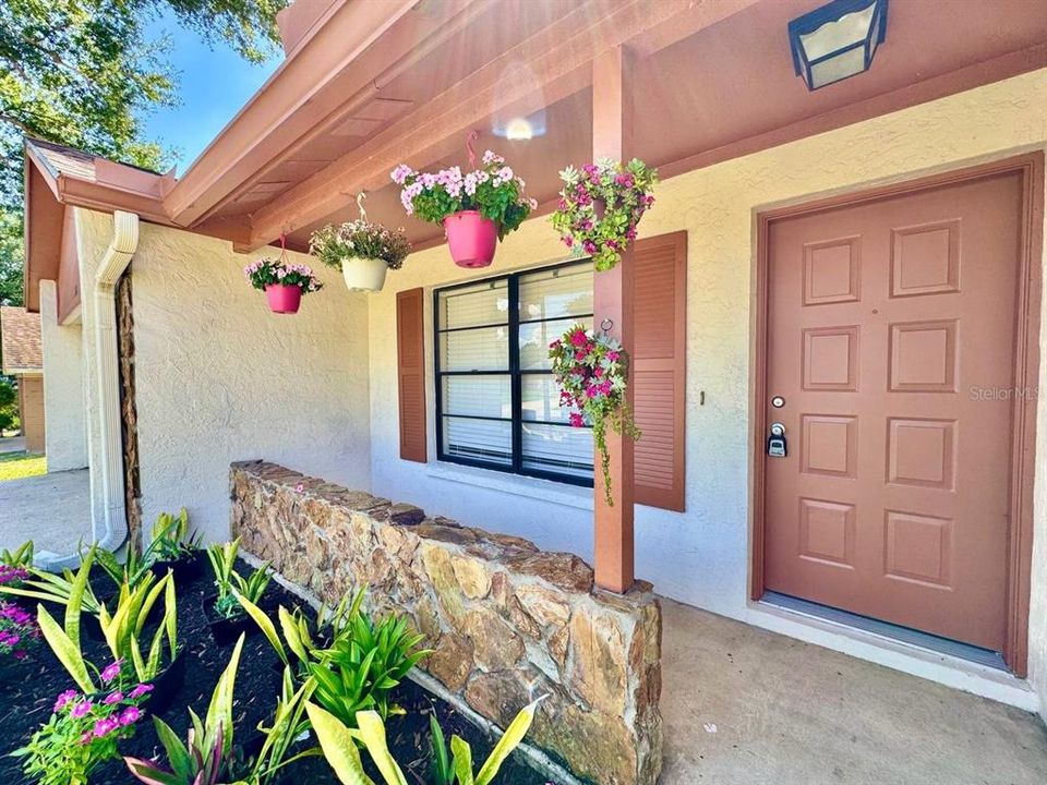 For Rent: $2,150 (3 beds, 2 baths, 1488 Square Feet)