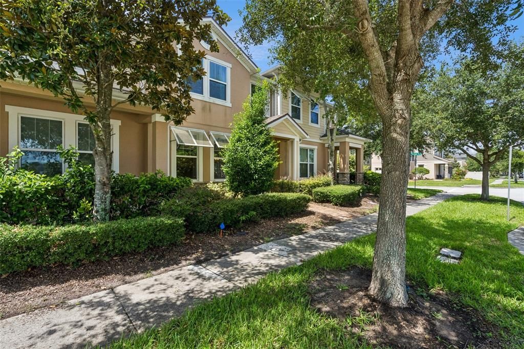 Active With Contract: $324,900 (3 beds, 2 baths, 1603 Square Feet)