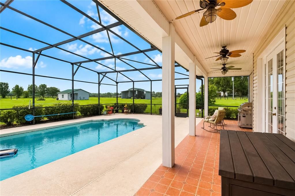 For Sale: $1,850,000 (4 beds, 4 baths, 3489 Square Feet)
