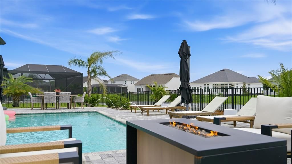 For Sale: $999,999 (4 beds, 3 baths, 2951 Square Feet)