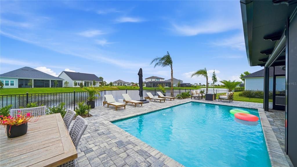 For Sale: $999,999 (4 beds, 3 baths, 2951 Square Feet)