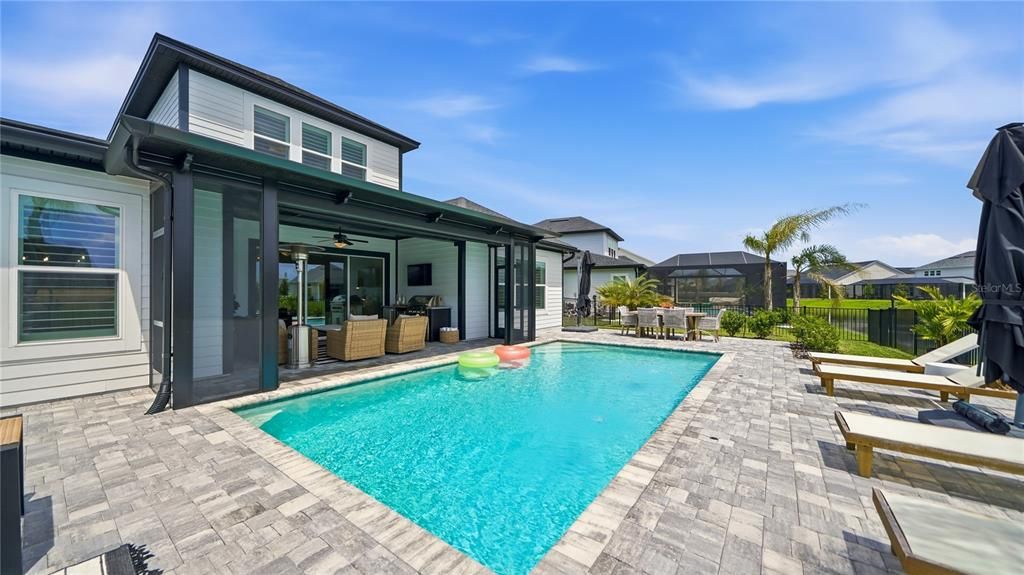 For Sale: $999,999 (4 beds, 3 baths, 2951 Square Feet)
