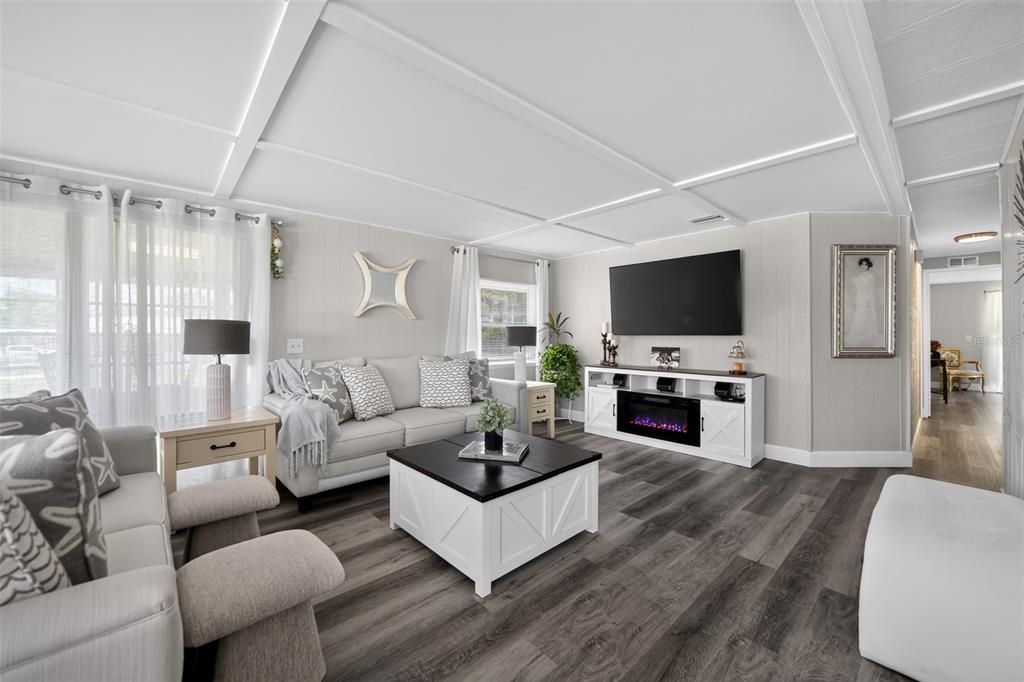 На продажу: $199,000 (2 спален, 2 ванн, 1284 Квадратных фут)
