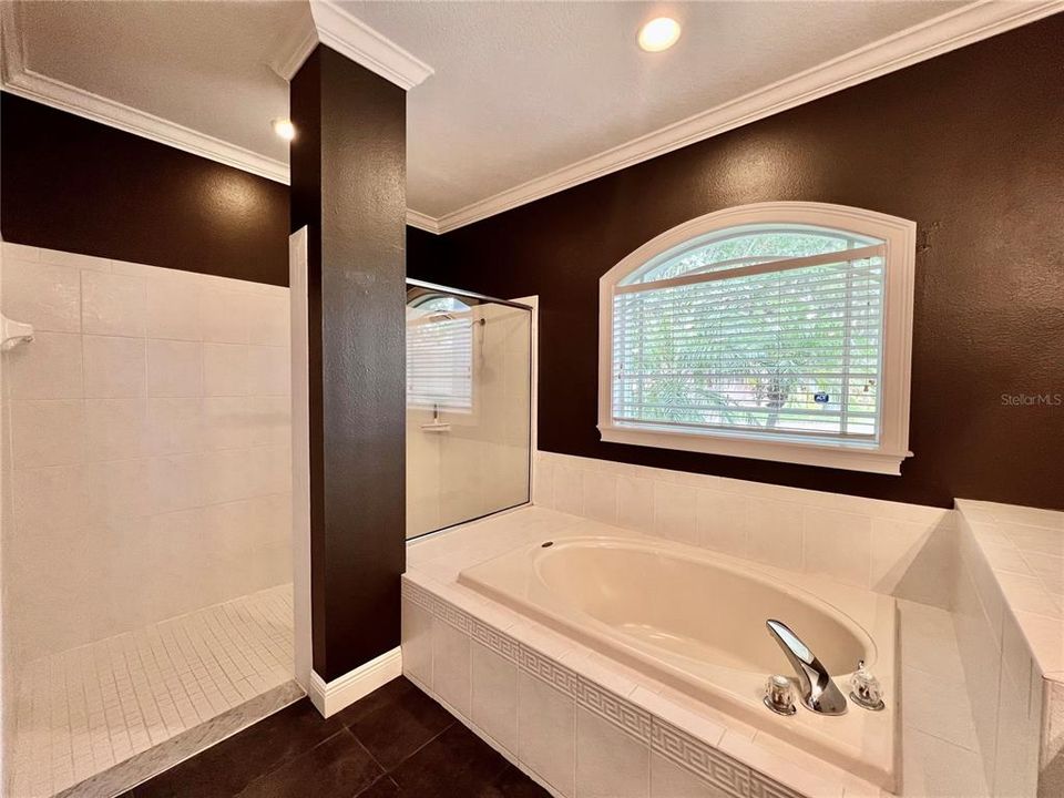For Rent: $3,000 (4 beds, 3 baths, 2300 Square Feet)