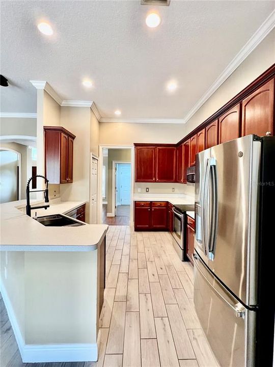 For Rent: $3,000 (4 beds, 3 baths, 2300 Square Feet)