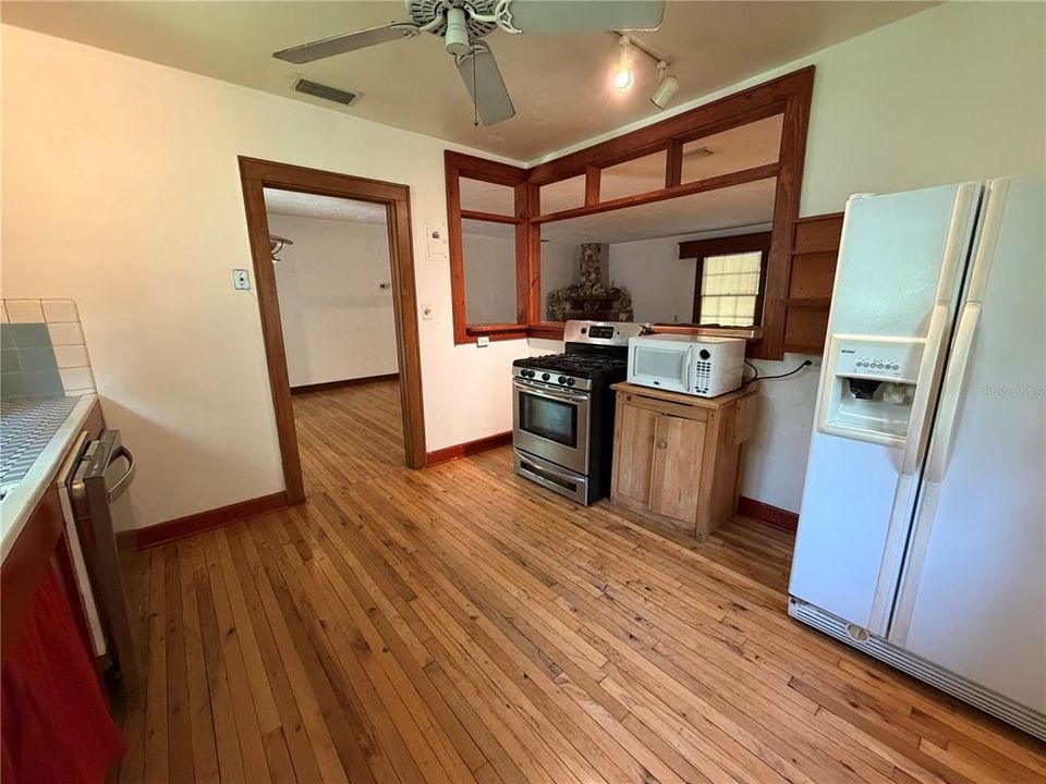 En Venta: $499,000 (3 camas, 2 baños, 1794 Pies cuadrados)