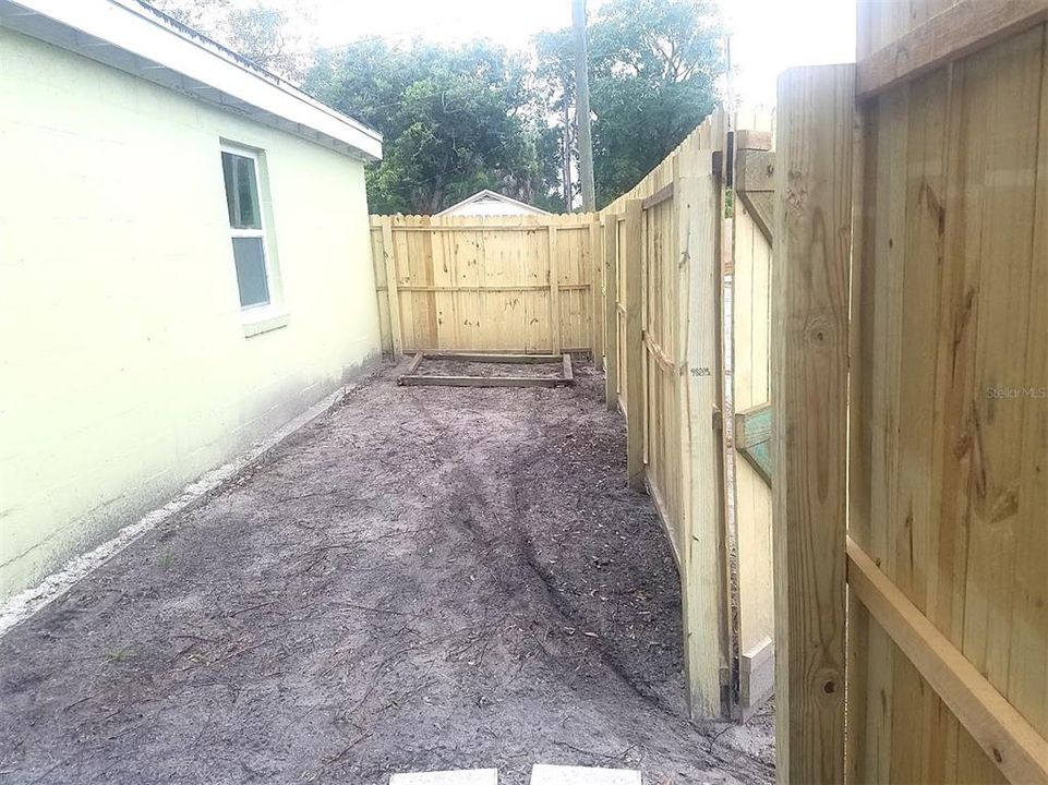 For Rent: $1,795 (1 beds, 1 baths, 525 Square Feet)