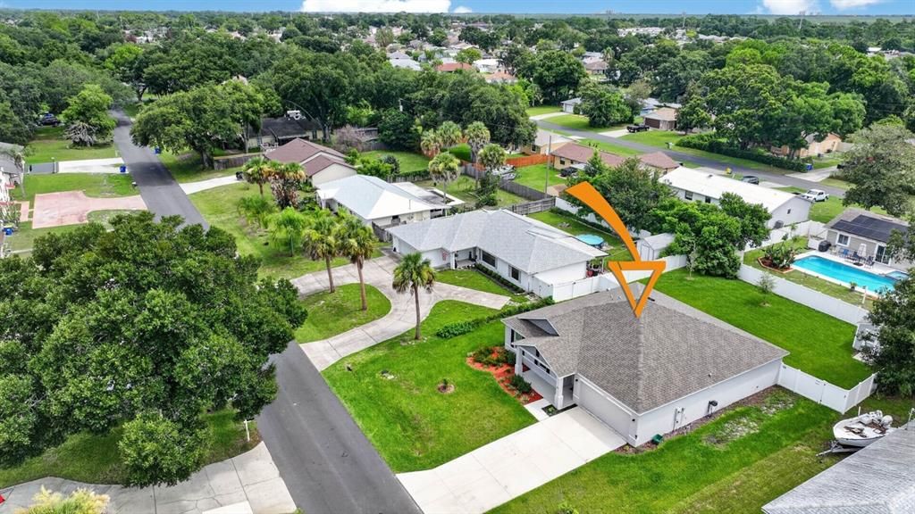 For Sale: $399,900 (4 beds, 2 baths, 1878 Square Feet)