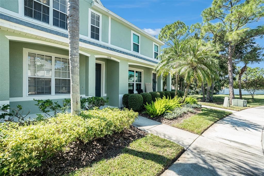 En Venta: $254,900 (2 camas, 2 baños, 1216 Pies cuadrados)