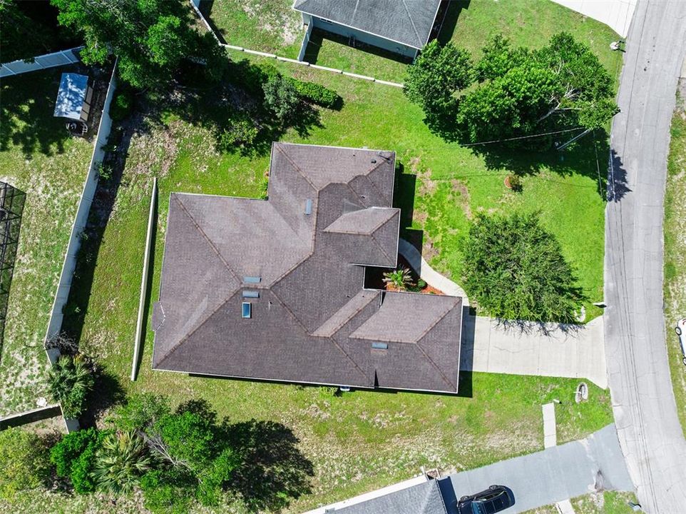 En Venta: $409,800 (4 camas, 2 baños, 2330 Pies cuadrados)