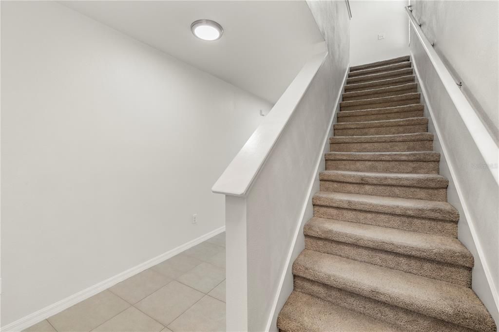 En Venta: $535,000 (5 camas, 3 baños, 2447 Pies cuadrados)