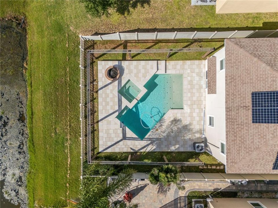 En Venta: $535,000 (5 camas, 3 baños, 2447 Pies cuadrados)