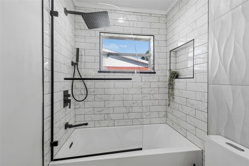 For Sale: $469,900 (3 beds, 2 baths, 1450 Square Feet)