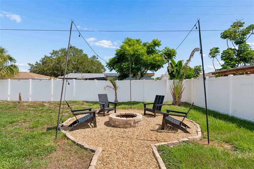 For Sale: $469,900 (3 beds, 2 baths, 1450 Square Feet)