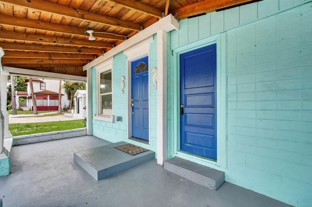 For Sale: $310,000 (2 beds, 2 baths, 1223 Square Feet)