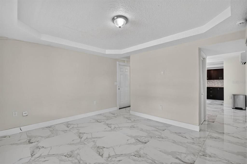 For Sale: $310,000 (2 beds, 2 baths, 1223 Square Feet)