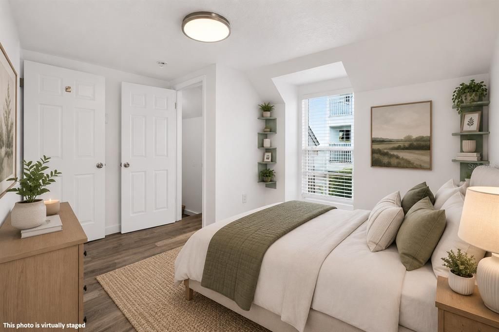 For Sale: $310,000 (2 beds, 2 baths, 1223 Square Feet)