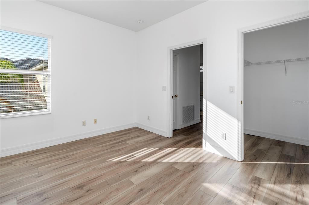 В аренду: $4,750 (5 спален, 4 ванн, 3355 Квадратных фут)