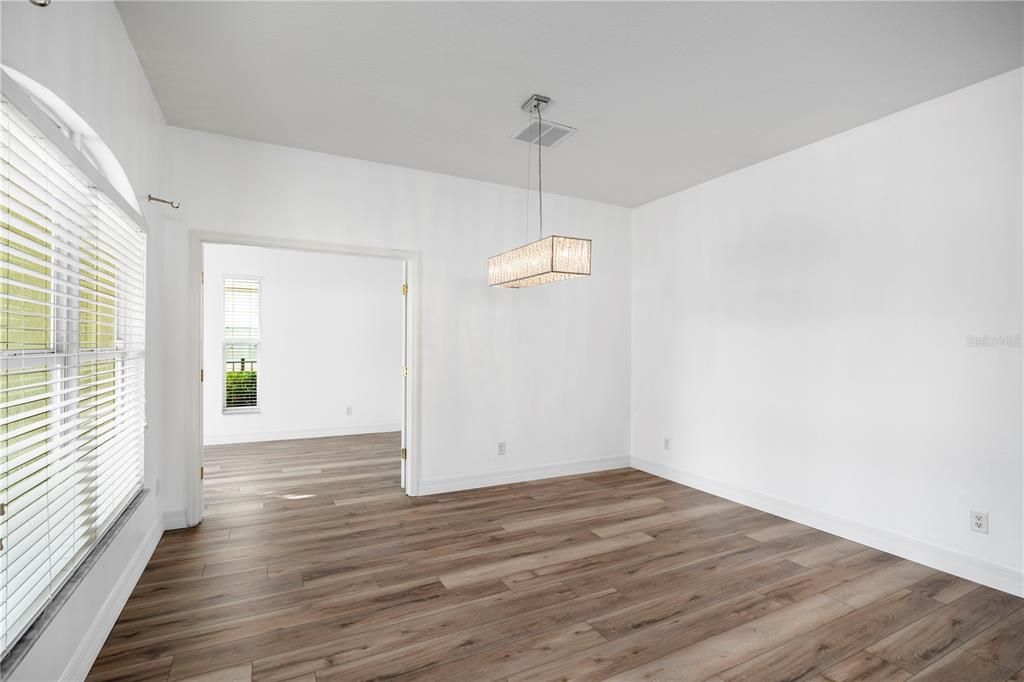 В аренду: $4,750 (5 спален, 4 ванн, 3355 Квадратных фут)