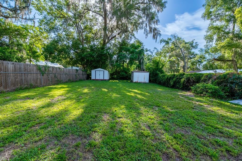 For Sale: $159,000 (2 beds, 1 baths, 820 Square Feet)