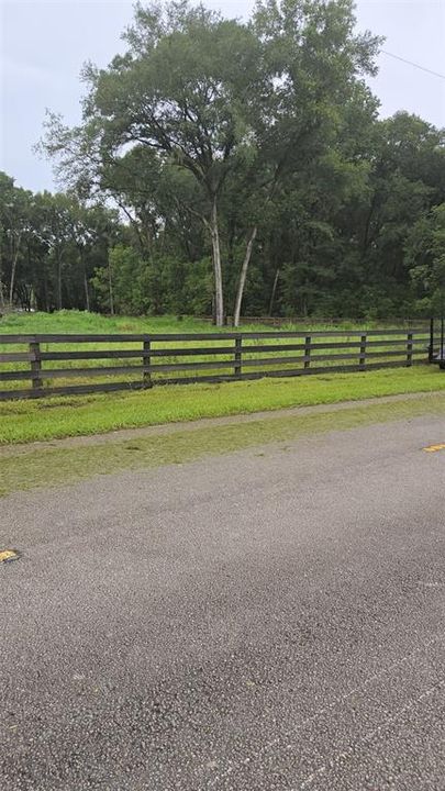 На продажу: $249,000 (6.50 acres)