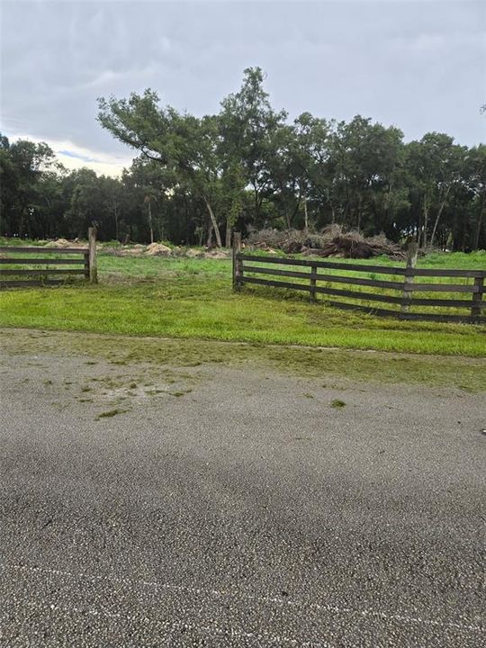 На продажу: $249,000 (6.50 acres)