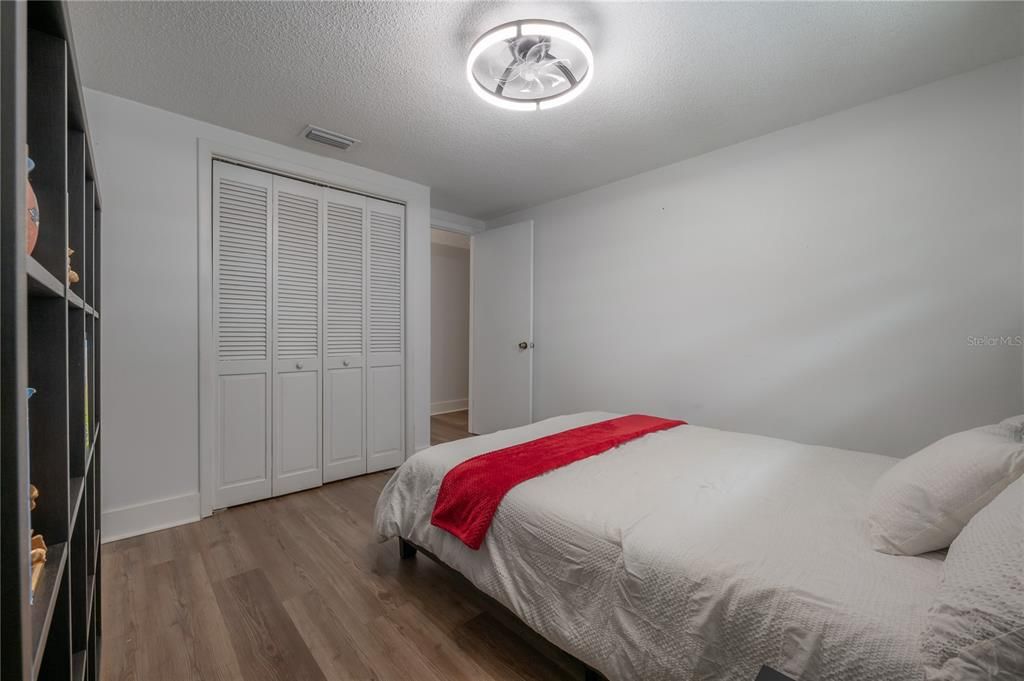En Venta: $585,000 (4 camas, 2 baños, 2154 Pies cuadrados)
