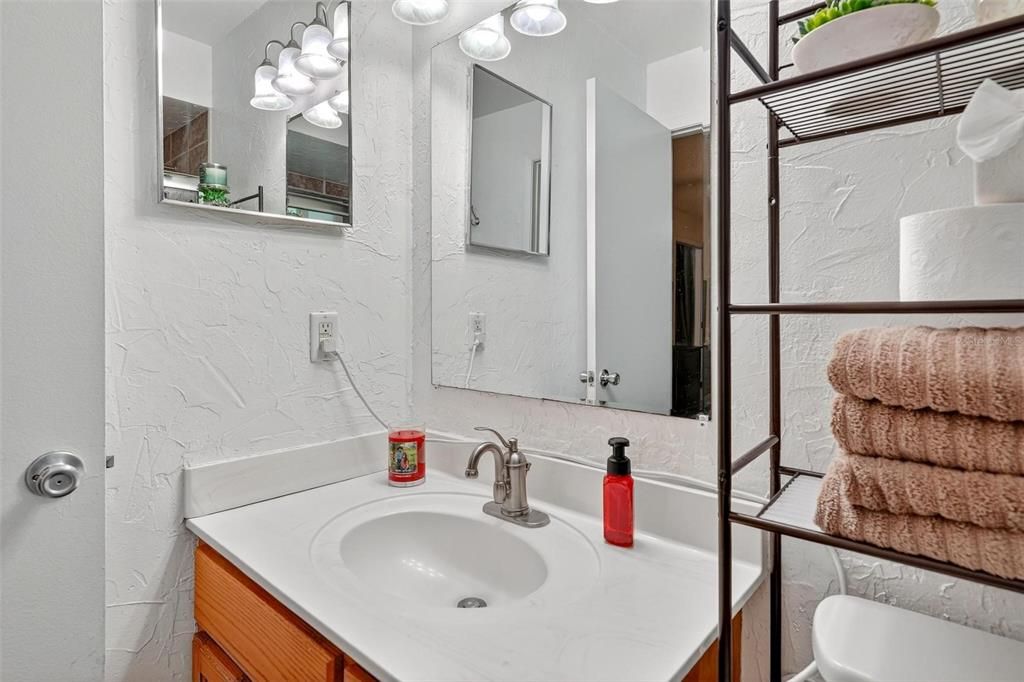 В аренду: $2,400 (3 спален, 2 ванн, 1264 Квадратных фут)