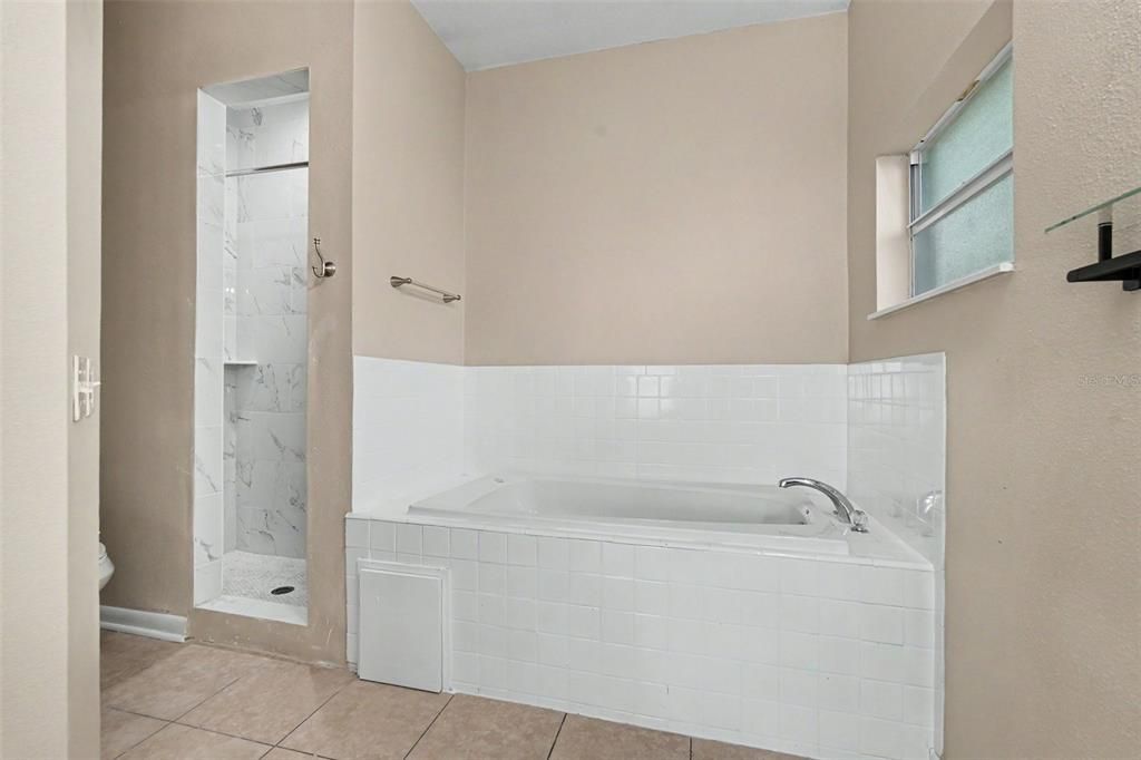 В аренду: $2,500 (3 спален, 2 ванн, 1498 Квадратных фут)