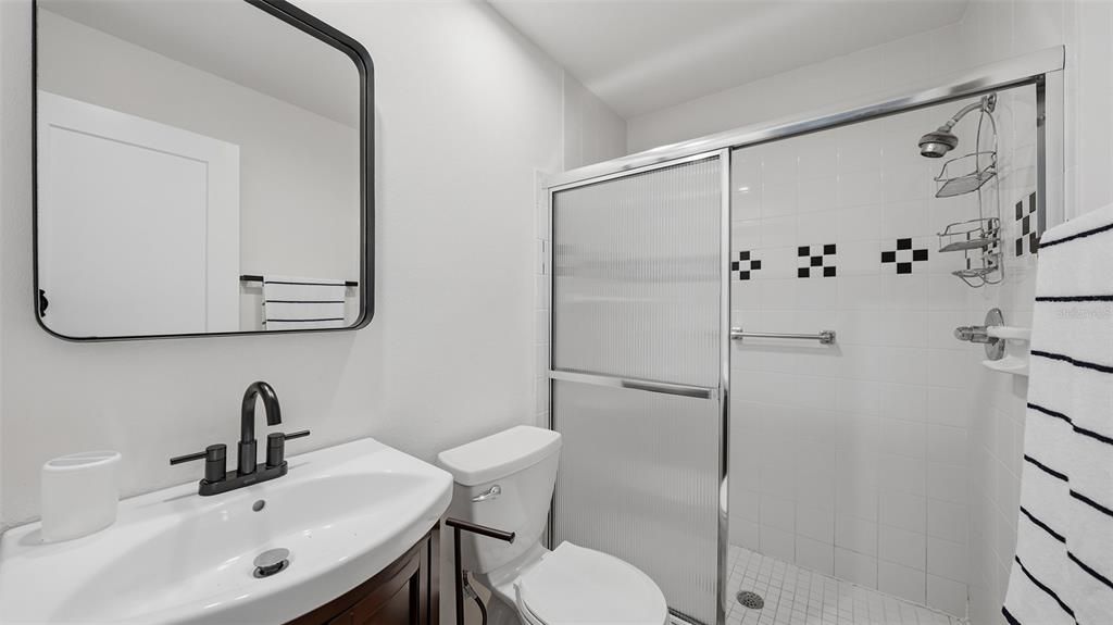 На продажу: $499,000 (2 спален, 2 ванн, 1016 Квадратных фут)