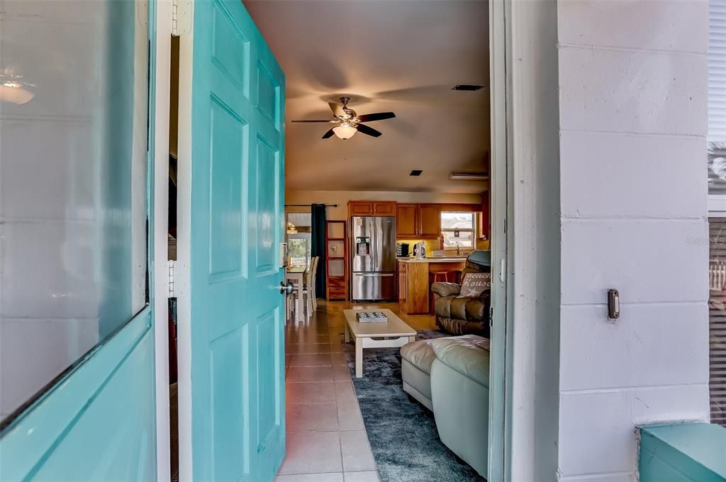 For Sale: $624,000 (2 beds, 2 baths, 1125 Square Feet)