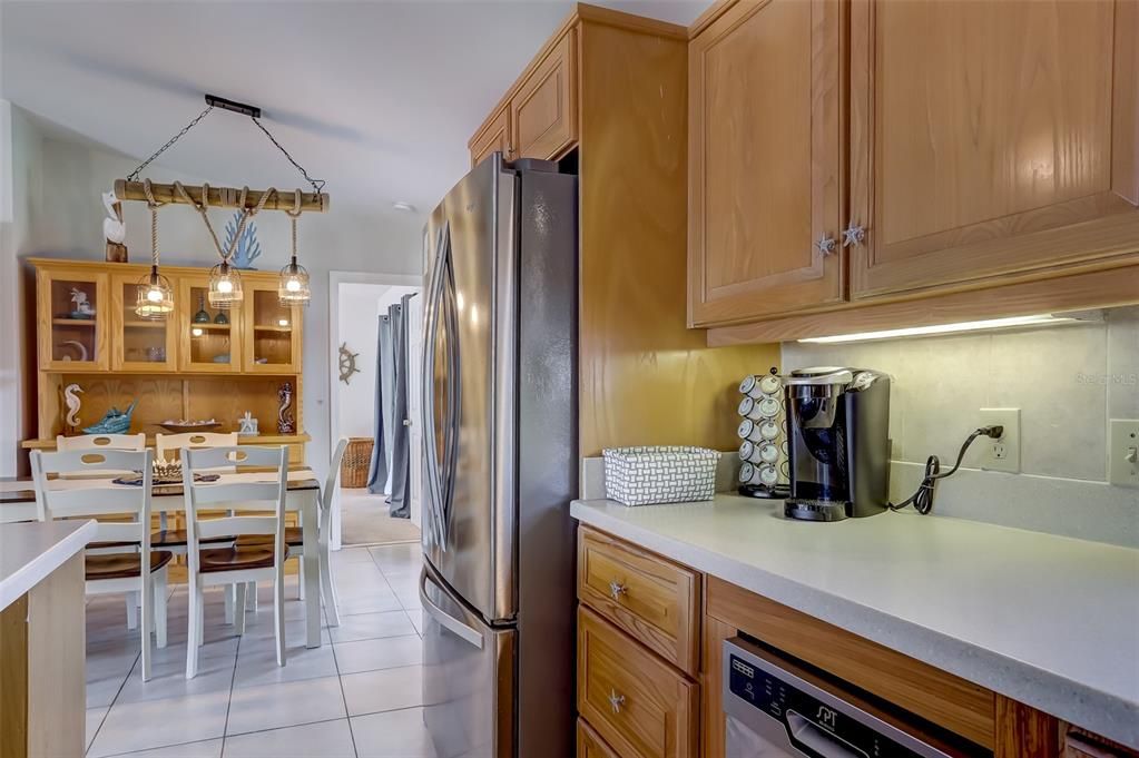 For Sale: $624,000 (2 beds, 2 baths, 1125 Square Feet)