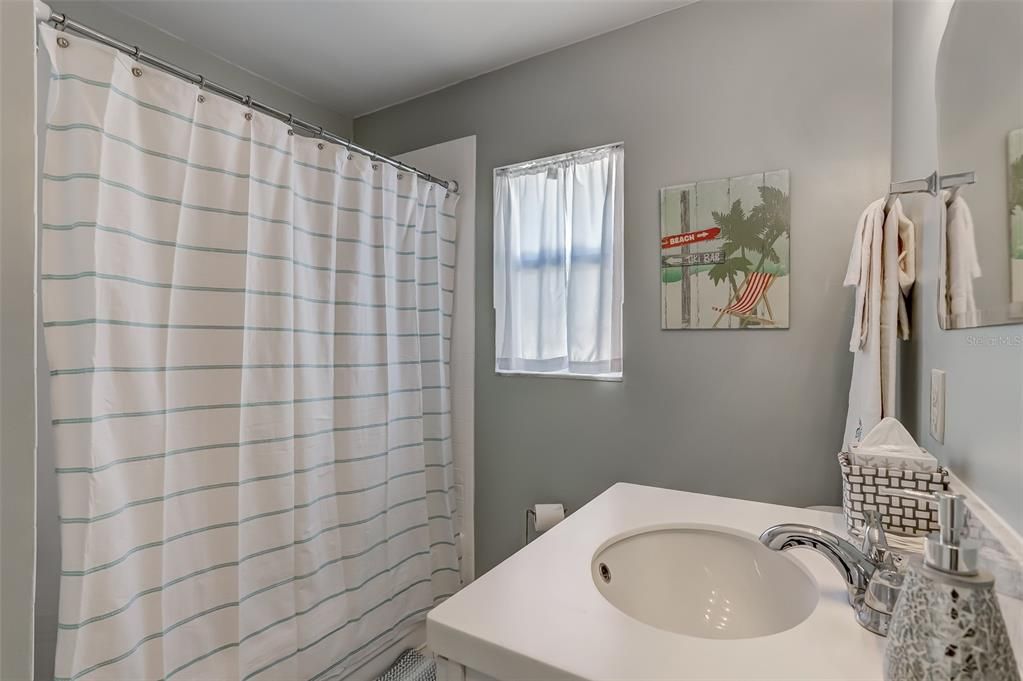 For Sale: $624,000 (2 beds, 2 baths, 1125 Square Feet)